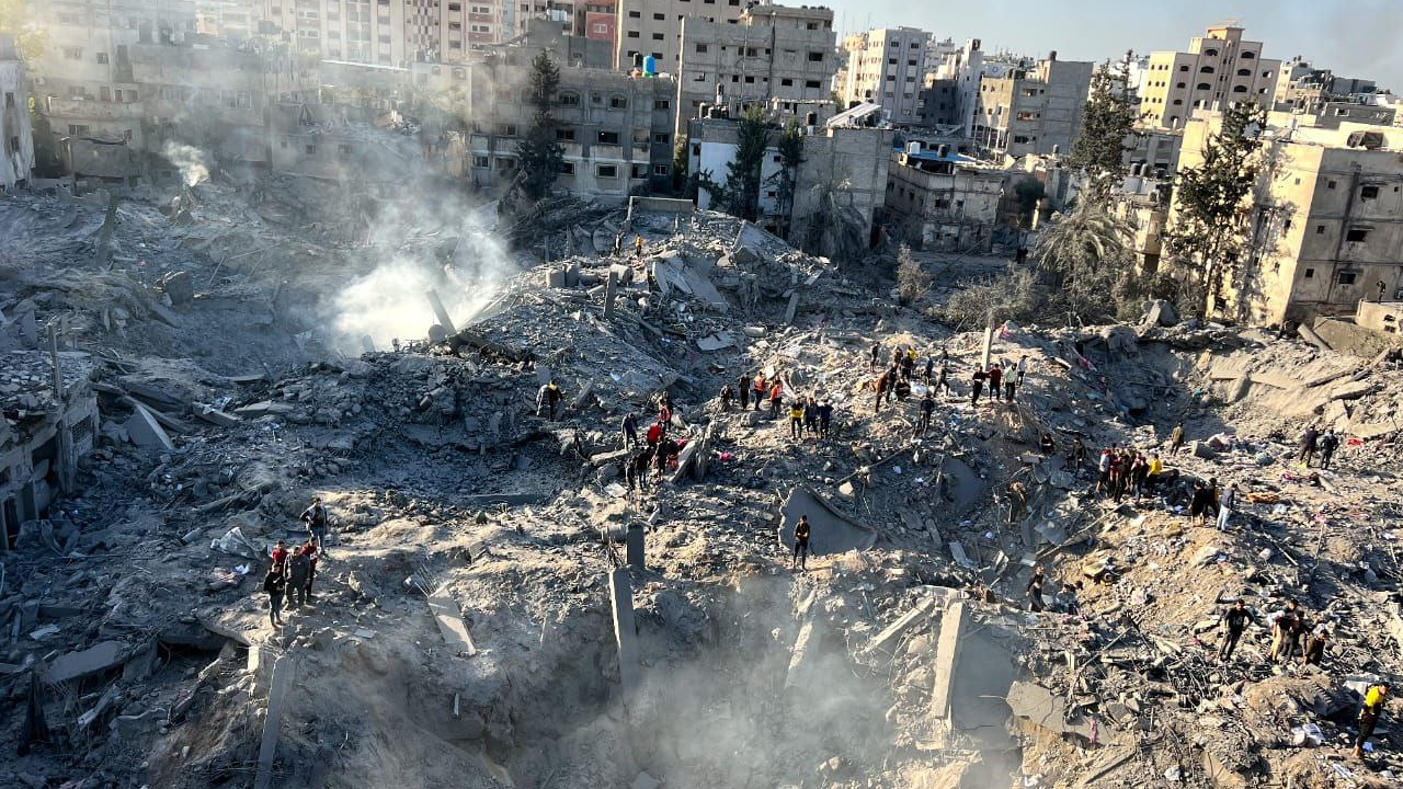 যুদ্ধবিরতির পরও ইসরায়েলি হামলায় গাজায় মৃত্যু ৩১৮